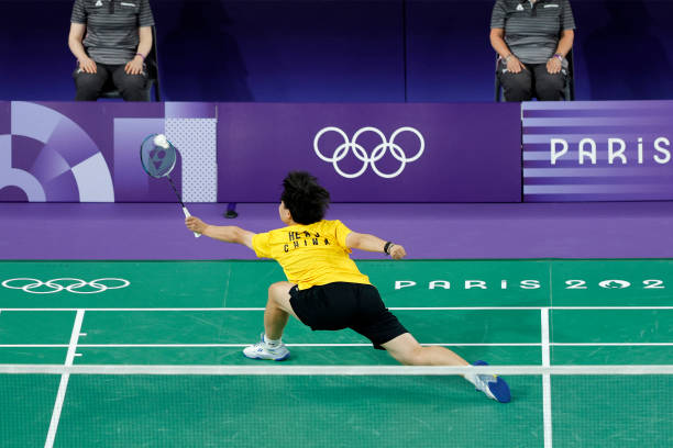 羽毛球雙線規(guī)則詳解：?jiǎn)未蚺c雙打的邊界線區(qū)別