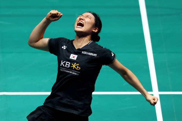 為什么羽毛球發(fā)球必須過線？規(guī)則背后的科學(xué)原理