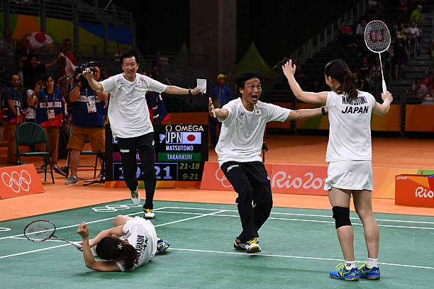 羽毛球拍logo怎么印？熱轉印、激光雕刻技術解析