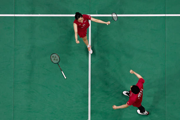 羽毛球扣殺標(biāo)準(zhǔn)動作教學(xué)：如何打出又快又刁的殺球