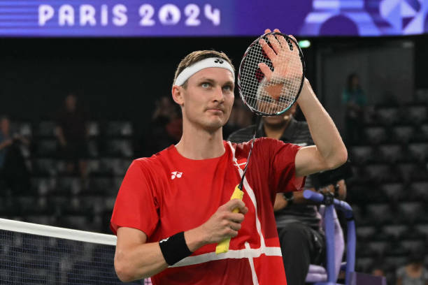 新加坡羽毛球超級(jí)賽獎(jiǎng)金明細(xì)：?jiǎn)未?、雙打冠軍各拿多少？