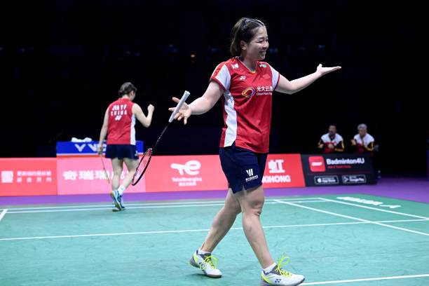 羽毛球網(wǎng)架安裝步驟圖解：5分鐘搞定