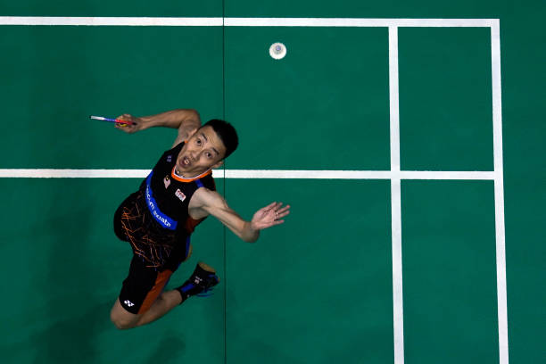 羽毛球場地長寬多少米？業(yè)余和專業(yè)比賽要求一樣嗎？