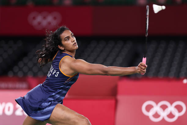 如何選擇耐用的羽毛球室外場地膠？關(guān)鍵因素揭秘