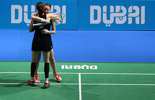 羽毛球拍選購指南：耐打性強(qiáng)的5大品牌對(duì)比