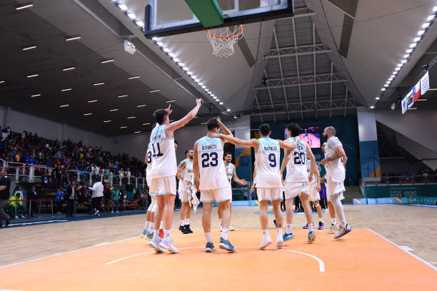 全能中鋒最新章節(jié)：中鋒崛起，制霸綠茵場(chǎng)！