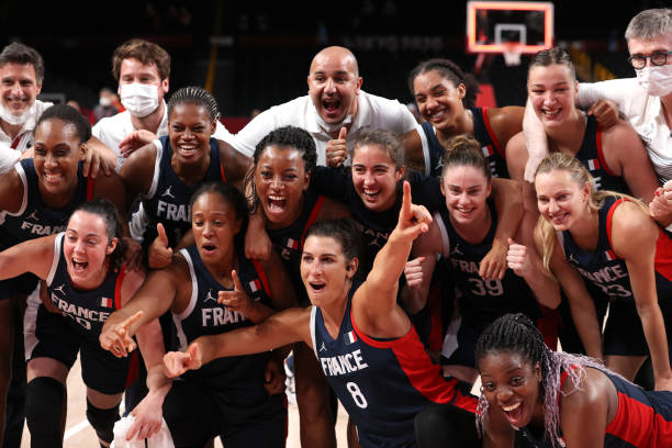 從傳統(tǒng)控衛(wèi)到全能后衛(wèi)：NBA助攻王風(fēng)格的演變