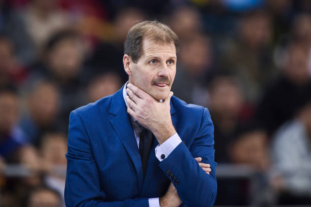 專家分析小奧尼爾受傷原因：過度訓(xùn)練還是意外？