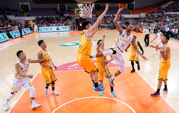 最新籃球場施工標準規(guī)范：排水系統(tǒng)設(shè)計與施工要點