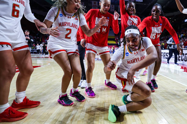 中國男籃vs強隊錄像：激烈對抗與戰(zhàn)術(shù)分析