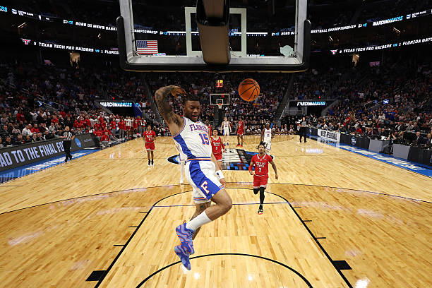 籃球停球后的防守動(dòng)作：哪些對(duì)抗會(huì)被吹罰犯規(guī)？