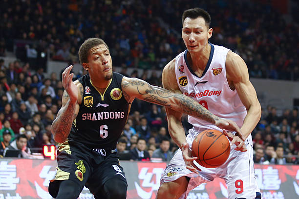 零基礎籃球教學：三步上籃之跳步終結，輕松擺脫防守