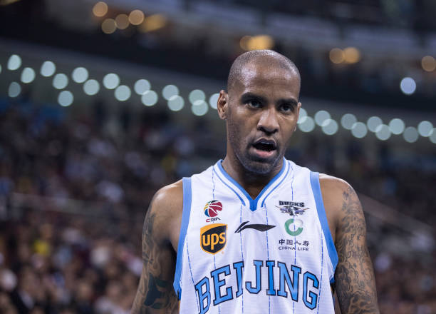 西班牙籃球甲級聯(lián)賽直播：皇家馬德里對陣巴塞羅那精彩對決