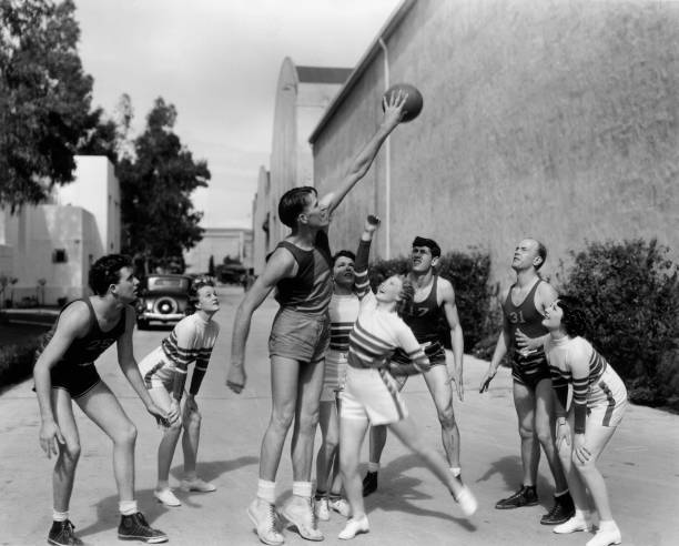 今日賽果：快船三分雨澆滅熱火，倫納德喬治合砍60分