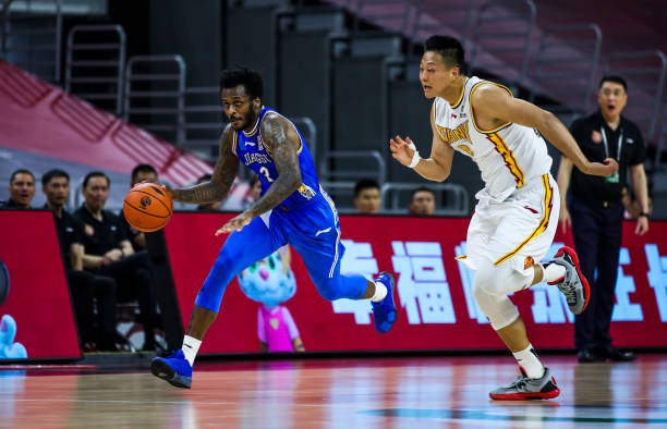 單手投籃常見問題及解決方法