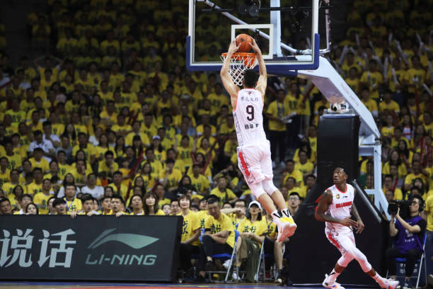 籃球與籃球：為什么人們常?；煜@兩種運(yùn)動(dòng)？