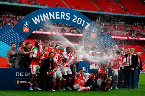 點(diǎn)球戰(zhàn)術(shù)：守門員與射手的智慧較量