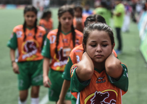 歐冠決賽背后的城市故事：球場(chǎng)、文化與足球熱情