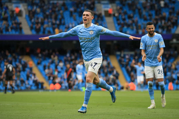 兩代球星的輝煌歲月：巴喬與C羅的足球時光