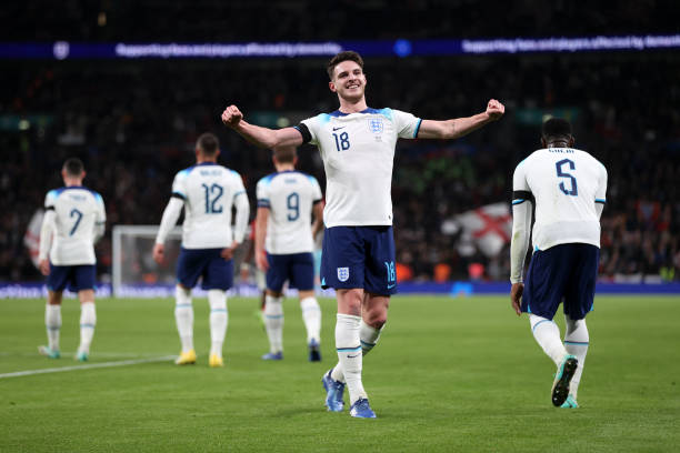 成都蓉城的前世今生：從五牛到謝菲聯(lián)的演變歷程