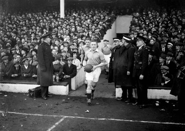 戰(zhàn)術(shù)大師對(duì)決：圖赫爾vs西蒙尼，誰將主導(dǎo)比賽節(jié)奏？