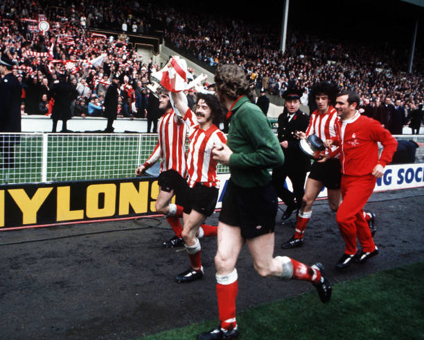 科學(xué)解析卡洛斯任意球：多少米是完美射程？