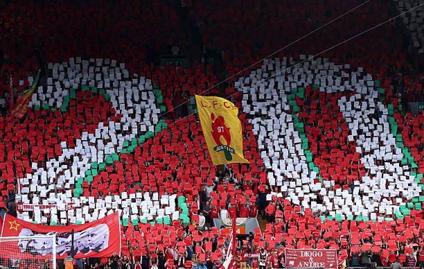 美國足球大聯(lián)盟：挑戰(zhàn)傳統(tǒng)四大體育聯(lián)盟的新勢力