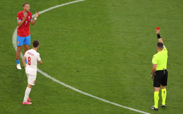 從歐洲杯看足球賽事周期：球迷必知的賽制知識