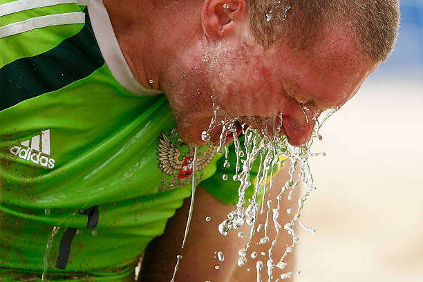 梅西簡筆畫分解教學(xué):從頭到腳的繪畫技巧