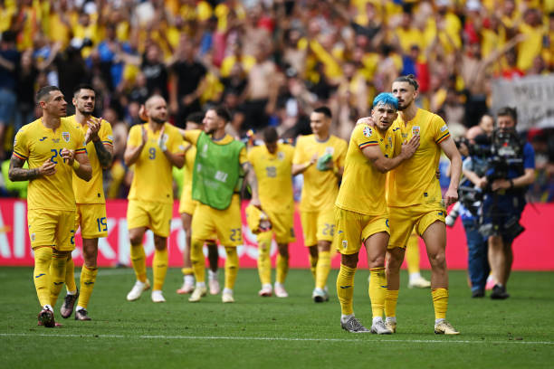 看圖寫話：足球踢到人了，該怎么寫？