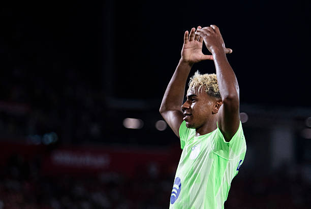 歐冠淘汰賽直播入口：高清無(wú)延遲觀看攻略