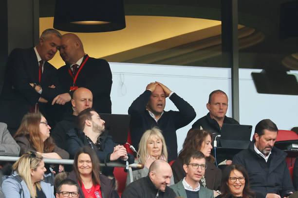 點球VS任意球：規(guī)則、判罰和執(zhí)行方式對比