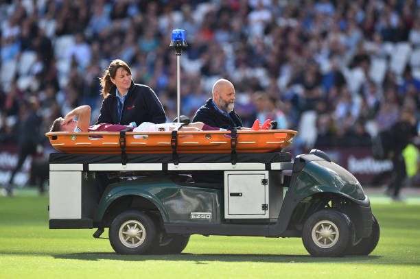 從“上帝之手”到連過(guò)五人：馬拉多納如何一戰(zhàn)封神？