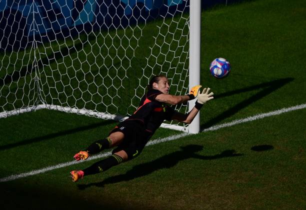 點球補射的公平性：是鼓勵進攻還是削弱門將優(yōu)勢？