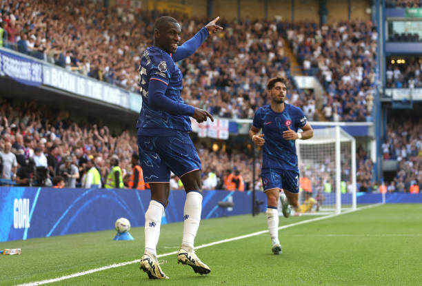 歐聯(lián)杯奪冠球隊(duì)的歐冠之旅：機(jī)遇與挑戰(zhàn)并存