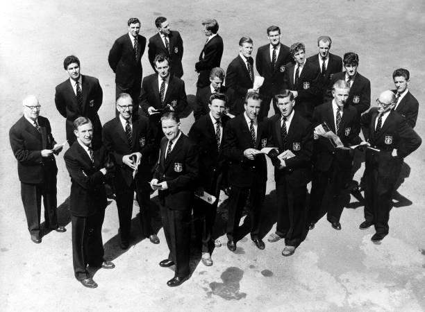 足球定位球全解析：定義、類型與實(shí)戰(zhàn)技巧