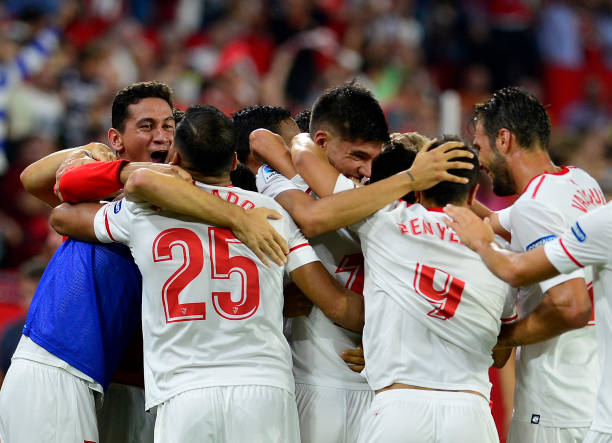 英超2014-15賽季積分榜：切爾西如何以8分優(yōu)勢奪冠