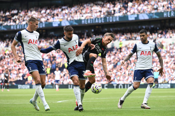 中超聯(lián)賽今晚焦點戰(zhàn)：電視直播頻道及時間表