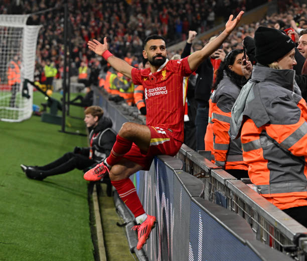 弧線球與抽射：不同射門技巧分解教學(xué)教案