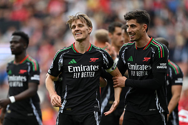 歐冠16強(qiáng)對(duì)陣表：死亡半?yún)^(qū)浮現(xiàn)，黑馬能否逆襲？