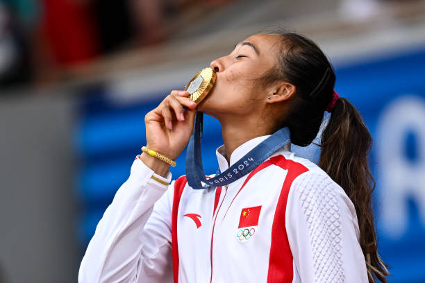 中國奧運(yùn)代表團(tuán)隊(duì)服升級(jí),新材料提升運(yùn)動(dòng)員表現(xiàn)