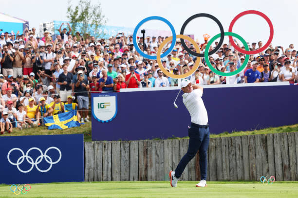 里約奧運(yùn)乒乓球男團(tuán)決賽:馬龍獨(dú)得兩分助中國(guó)隊(duì)奪冠