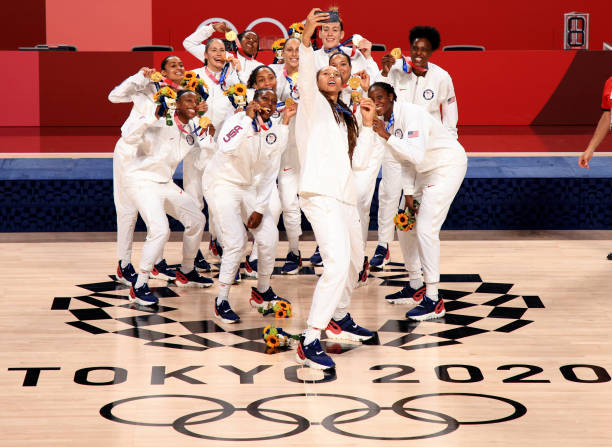 奧運(yùn)會(huì)主題手工卡片：激發(fā)創(chuàng)意與運(yùn)動(dòng)精神