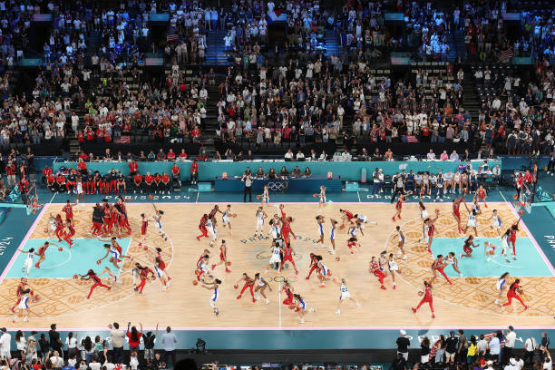 業(yè)余運(yùn)動(dòng)員的時(shí)代：第一屆奧運(yùn)會參賽人員的身份與職業(yè)