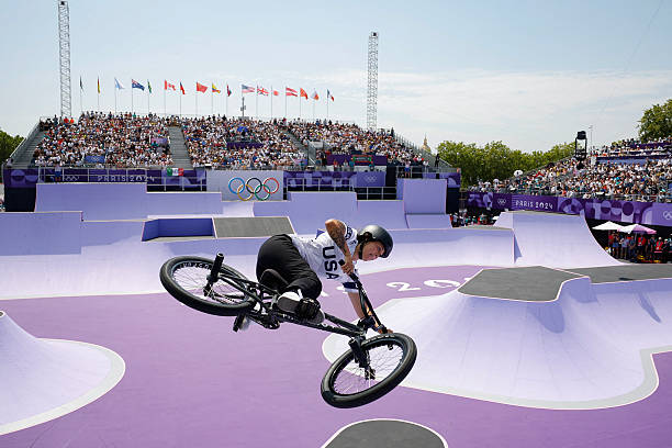 奧運(yùn)會(huì)乒乓球男單決賽：馬龍衛(wèi)冕成功，創(chuàng)造歷史！