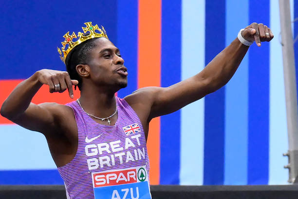 冰球射門進(jìn)階：如何在不同站位和角度下選擇最佳射門方式