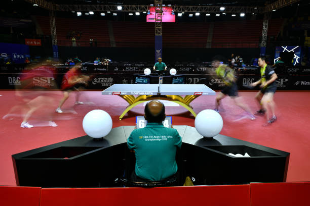 乒乓球比賽中的擦汗?fàn)幾h：哪些情況會(huì)被警告？