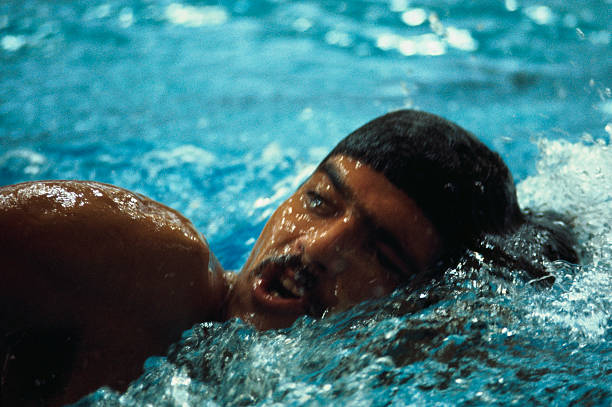 游泳比賽出發(fā)姿勢常見錯(cuò)誤及糾正方法