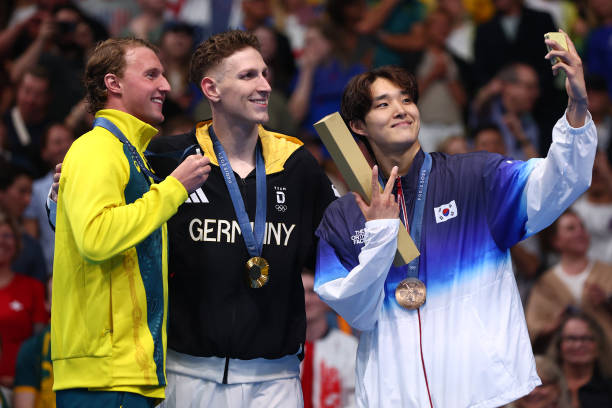 蛙泳勾腿和蹬腿有哪些不同？掌握正確技巧提升游泳效率