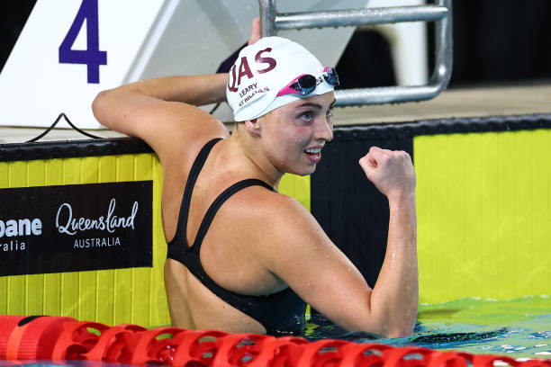 現(xiàn)代室內(nèi)游泳池效果圖大全，高清收藏版